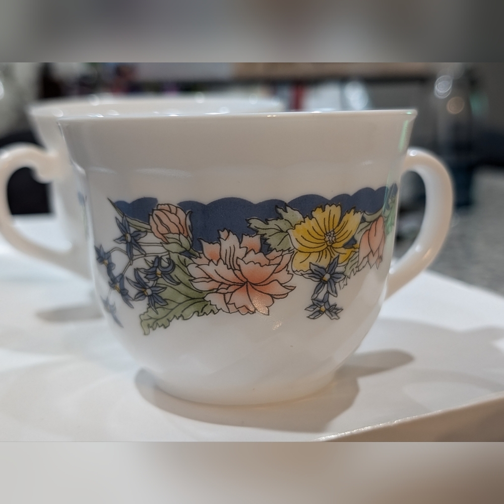 Arcopal France Tea Cups